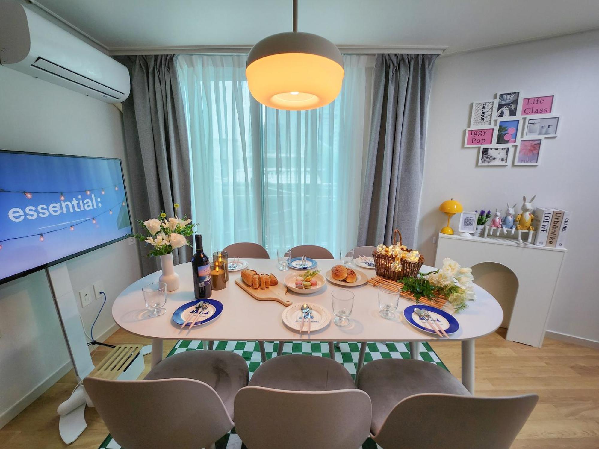 The Moment,hongdae Apartment *