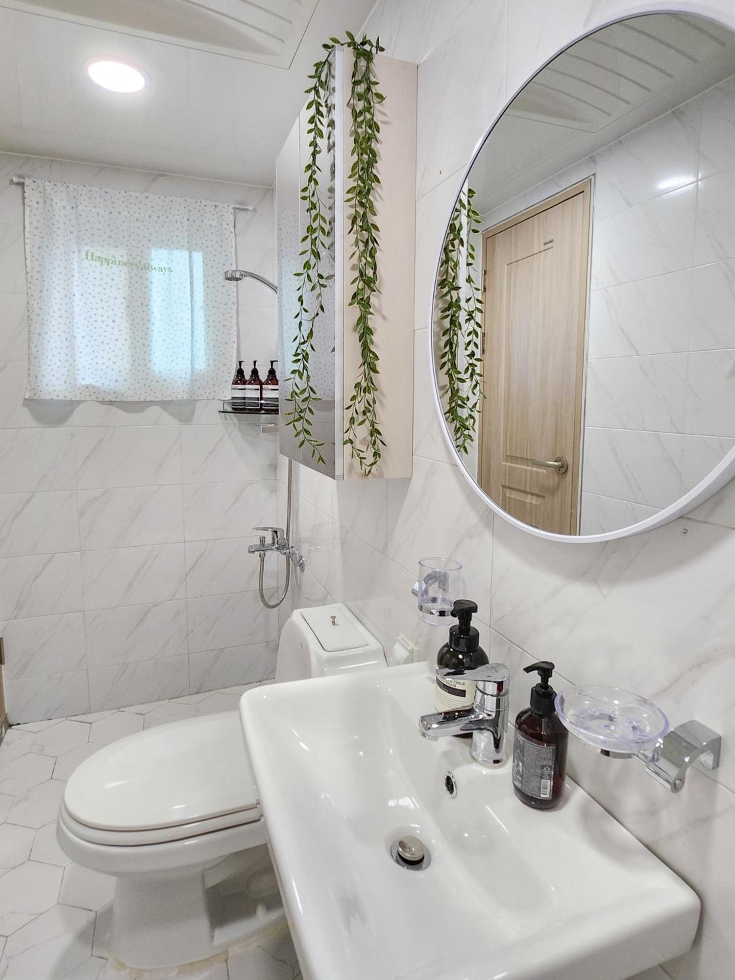 Apartment The Moment,hongdae *