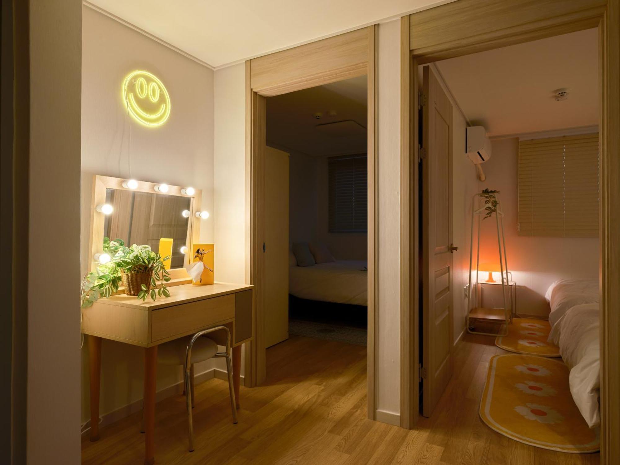 The Moment,hongdae Apartment *